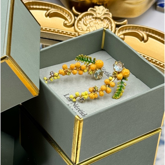 🆕 LES NEREIDES 🧿 NIB Gardens in Provence Long Mimosa Clip on Earrings - Picture 5 of 16